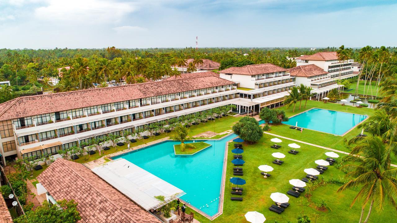 The Blue Water - Geoffrey Bawa Heritage - City Resort Hotel Wadduwa Exterior foto